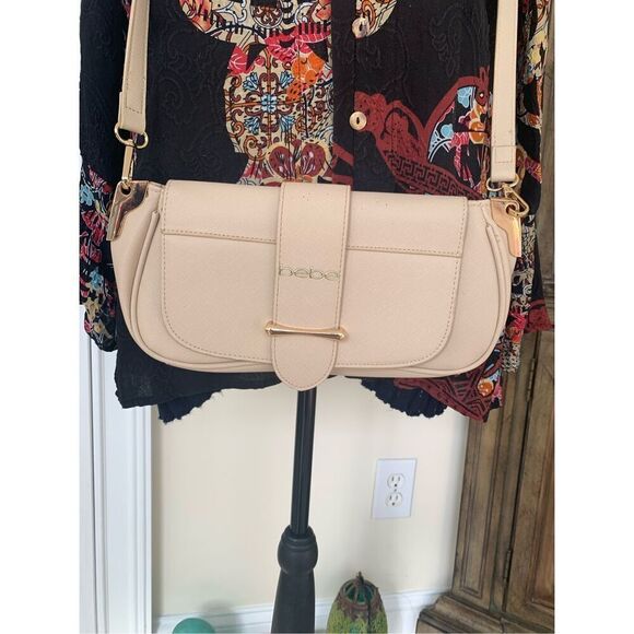 Bebe Saint Lamby Sand Clutch/Crossbody Handbag - Picture 9 of 11